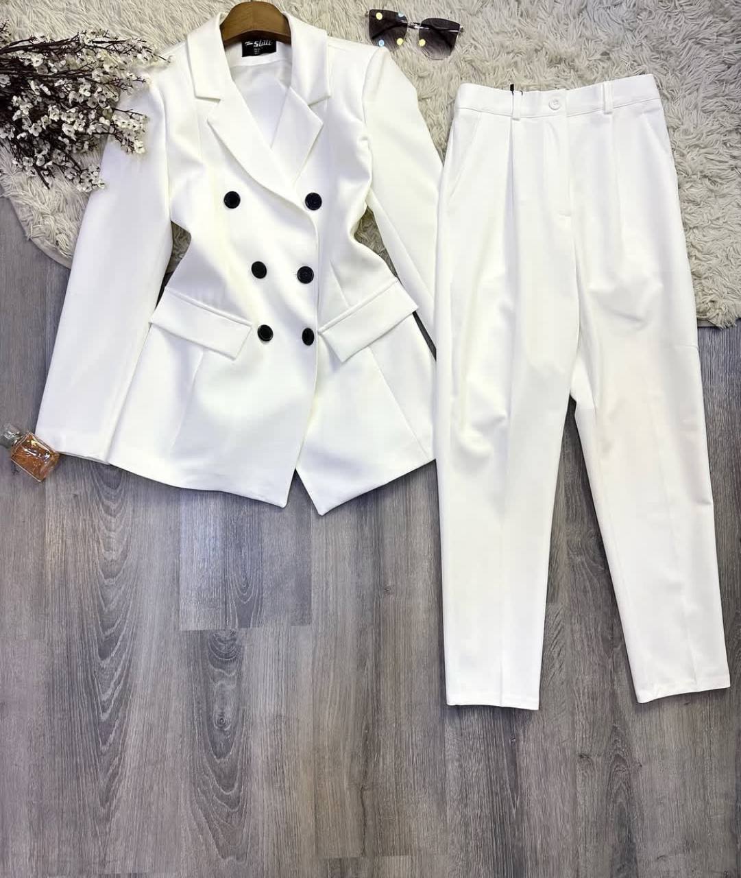 کت شلوار الیزا – ترکیب ظرافت و جسارت