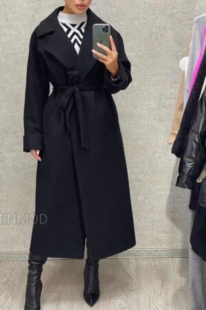 پالتو زنانه ترند پاییز HELEN | انتخابی برای استایل شیک و باکلاس