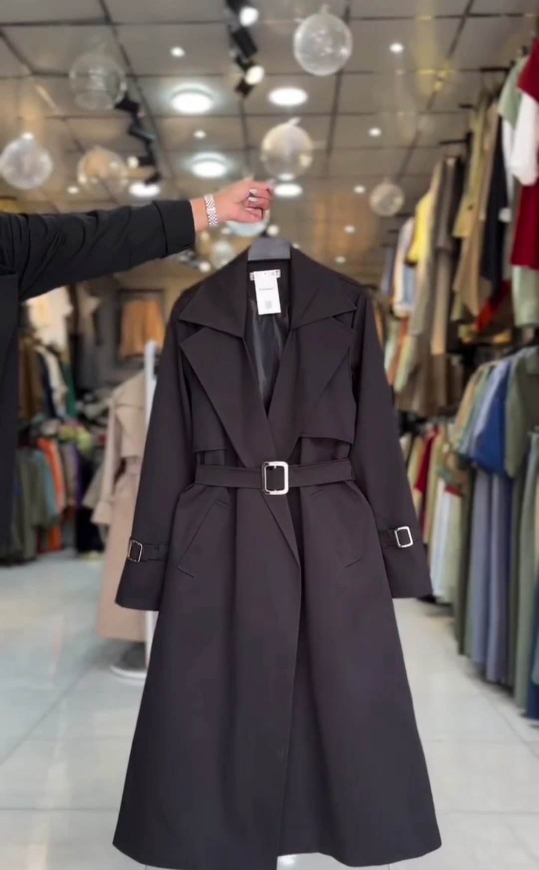 بارانی زنانه لاکچری مهناز | بارانی سانتانا ضد آب با طراحی مزونی